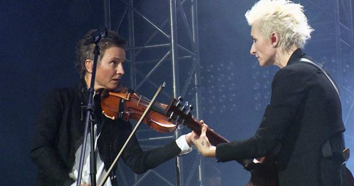 Арбенина и Сурганова могут объединиться на юбилейном концерте в Петербурге