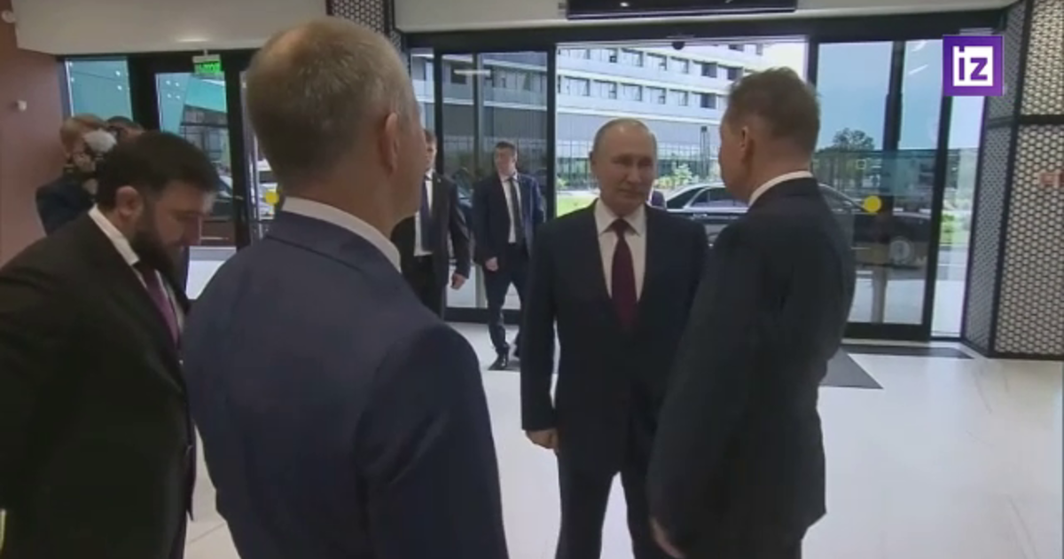 Путин в дворце