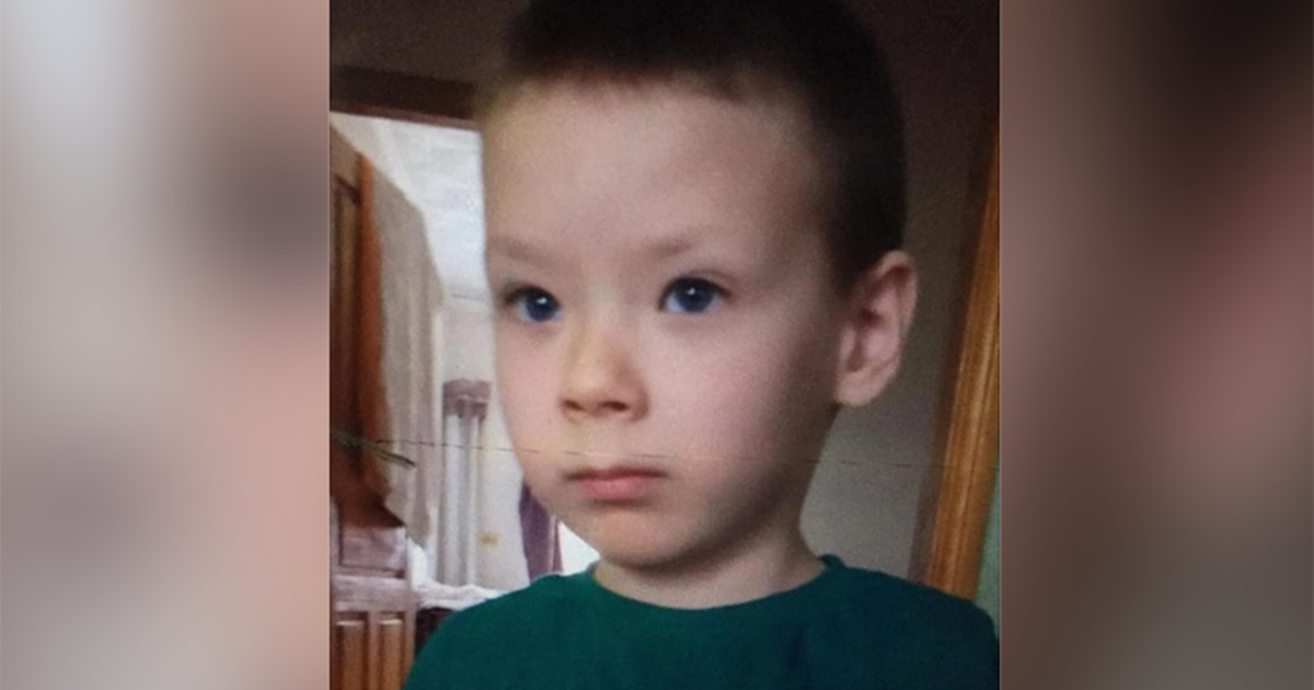 Найден ребенок мальчик. Лицо 14 летнего мальчика. Пропал мальчик в Оренбургской области. Шестилетний мальчик.