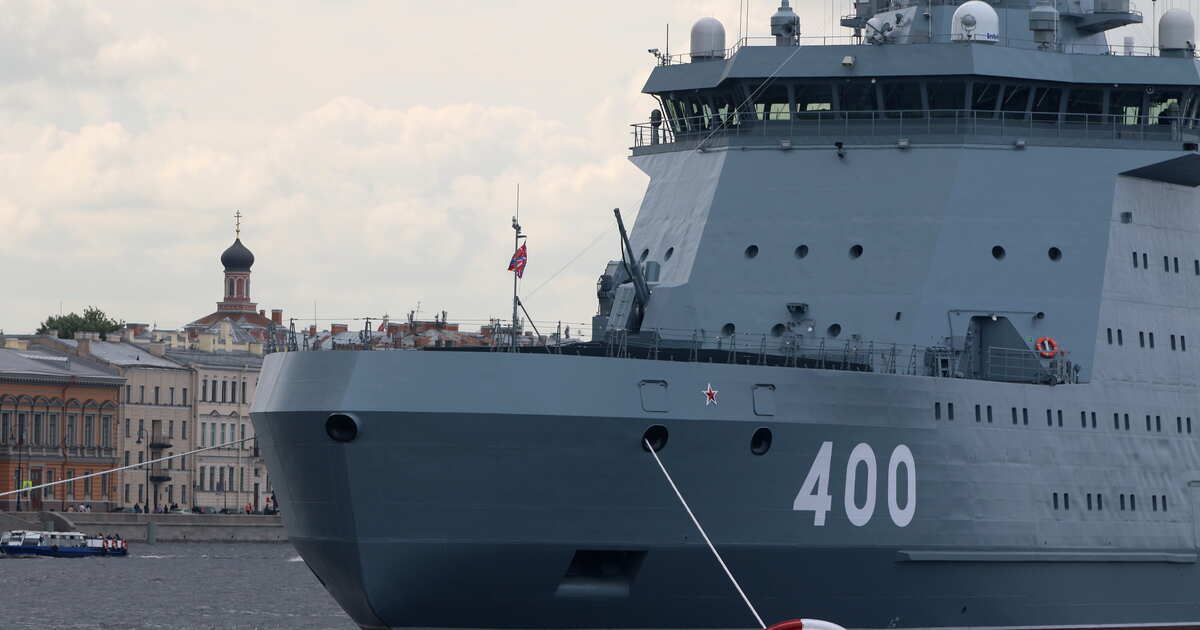 В Петербурге отменили Главный военно-морской парад