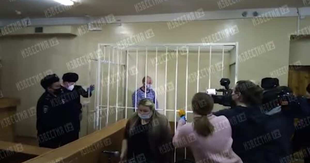 Суд над убийцей депутата Розина Сергеем Смирновым.