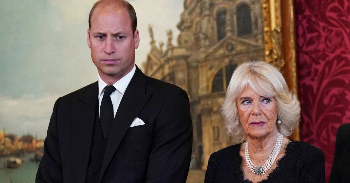 Я потерял бабушку: принц Уэльский Уильям почтил память Елизаветы II —  10.09.2022 — В мире на РЕН ТВ