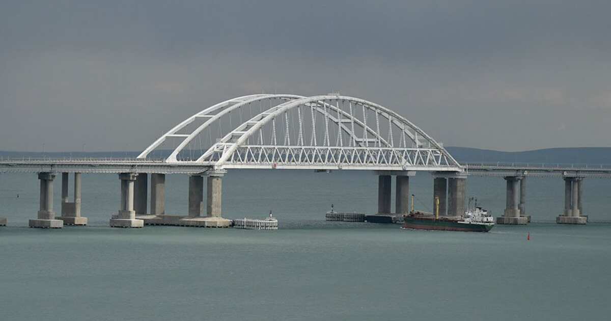 Крымский мост населенный пункт. Крымский мост 2023. Автодорожный мост. Крымский мост 2022. Крымский мост сейчас