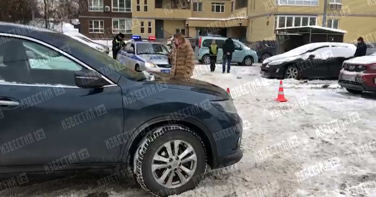 Водитель cadillac насмерть сбил пару в подмосковье и хотел скрыться