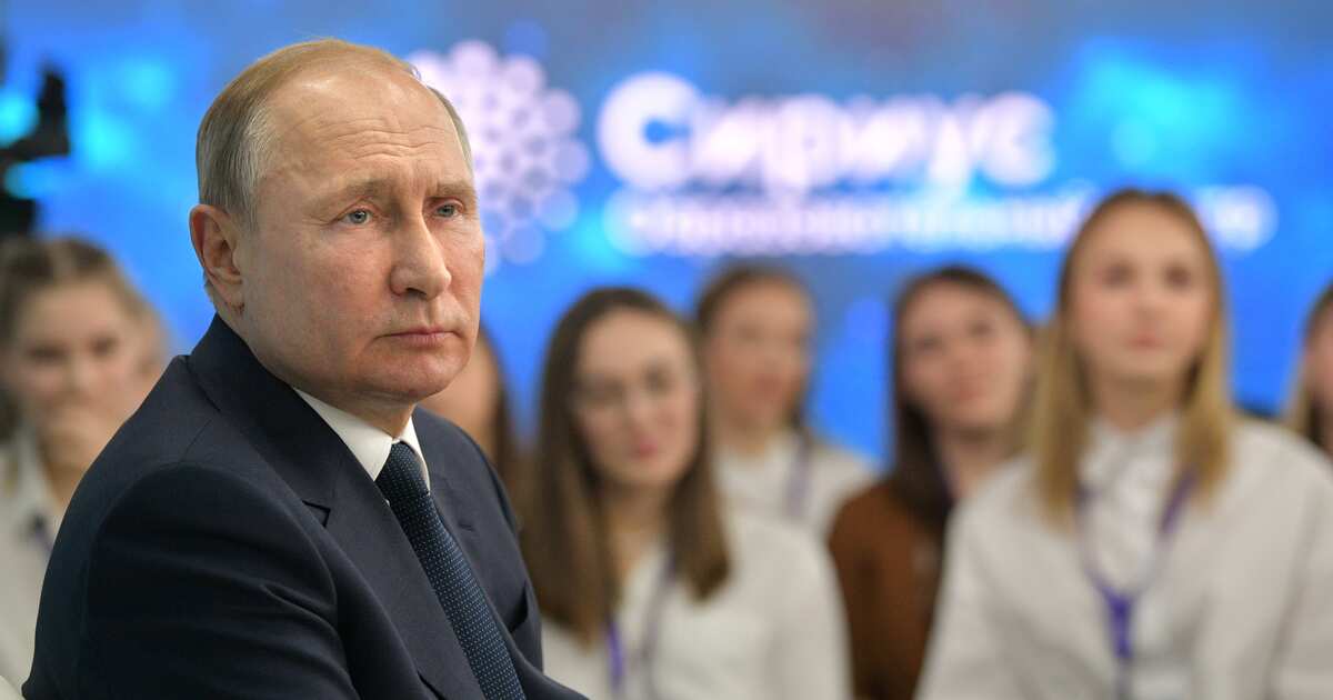 Путины сочи. Сириус Сочи Путин. Путин в Сириусе. Путин Сириус 2020. Сириус в Сочи встреча с Путиным.