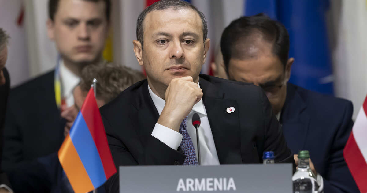 Захарова: Григорян унизил свой народ, обвиняя Россию в утрате Нагорного Карабаха