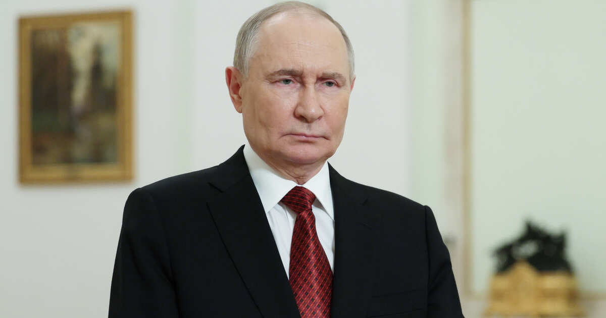 Путин назвал 100-летие "Артека" значимым событием для всей России