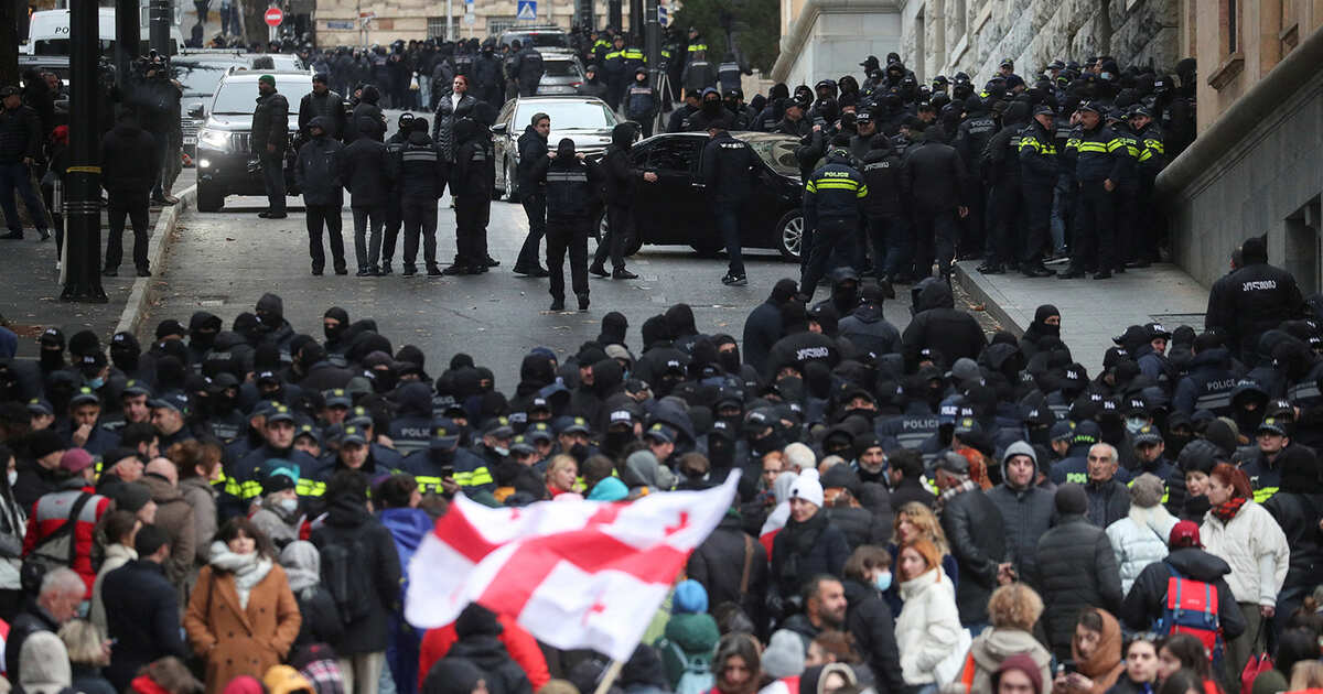 Протест выдохся: Западу не удалось разыграть в Грузии сценарий Майдана