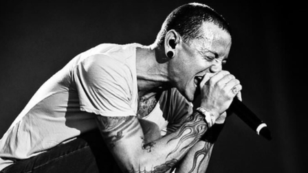 Фанаты Linkin Park набросились на Глюкозу и Бузову после гибели Беннингтона