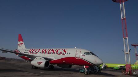 Самолет Red Wings не вылетел из Бухары в Екатеринбург из-за поломки