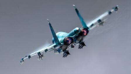 Су-34 сбросили бомбы ФАБ-1500 и ФАБ-500 на пункты дислокации ВСУ в Гуляйполе