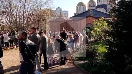 Пасхальная служба прошла в храмовом комплексе Архангела Михаила в Киеве