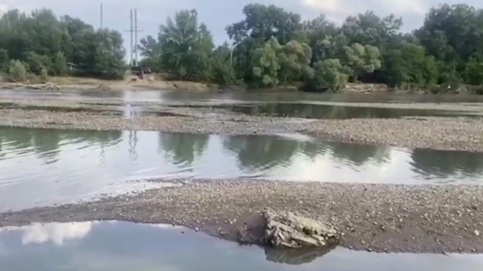 Двое подростков пострадали из-за упавшего в реку провода ЛЭП на Ставрополье