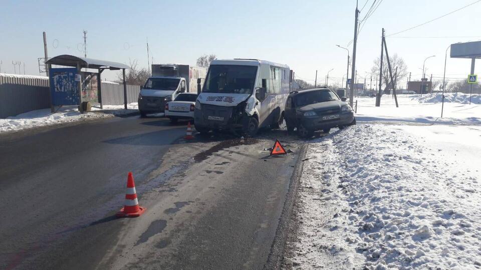 5 человек погибли в ДТП с маршруткой под Омском