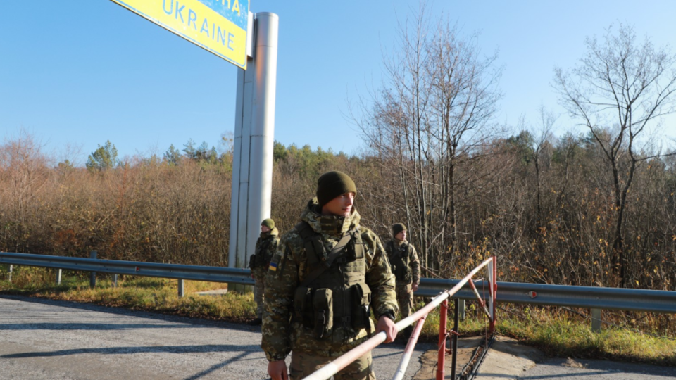 Пентагон вновь углядел скопление российских войск у границ Украины
