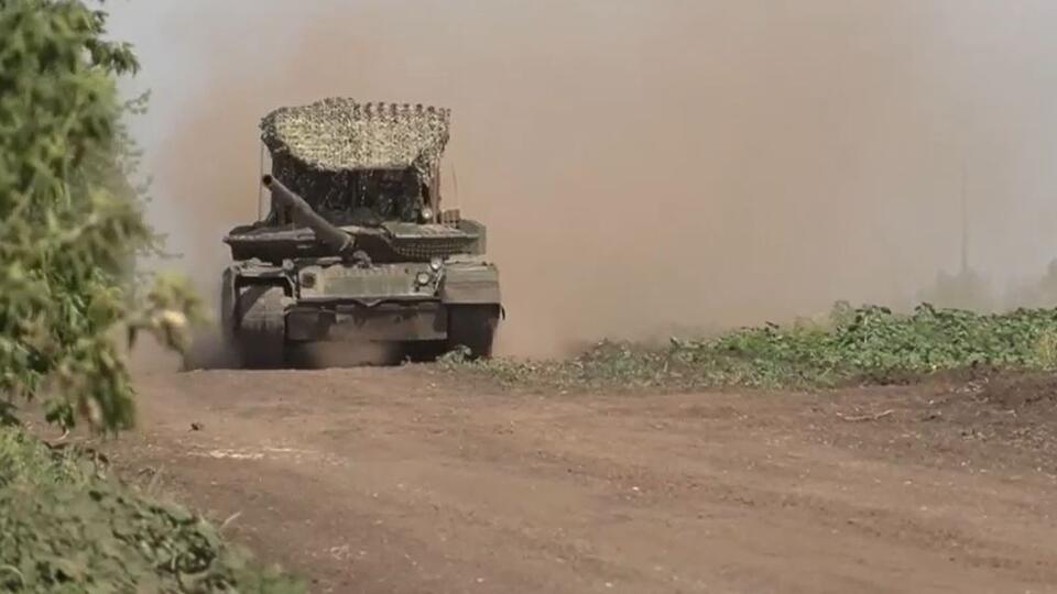 Танки Т-80 БВМ и Т-90 