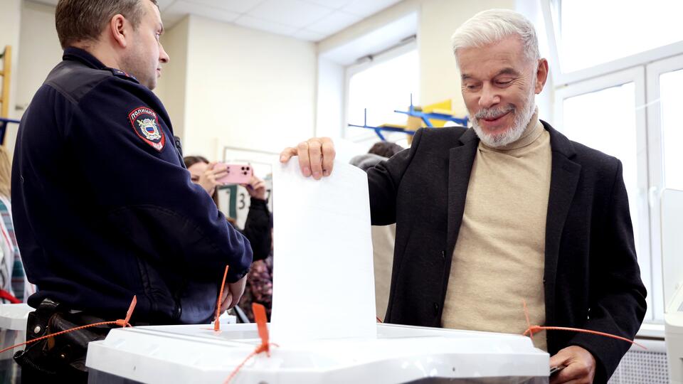 Газманов проголосовал на выборах президента России