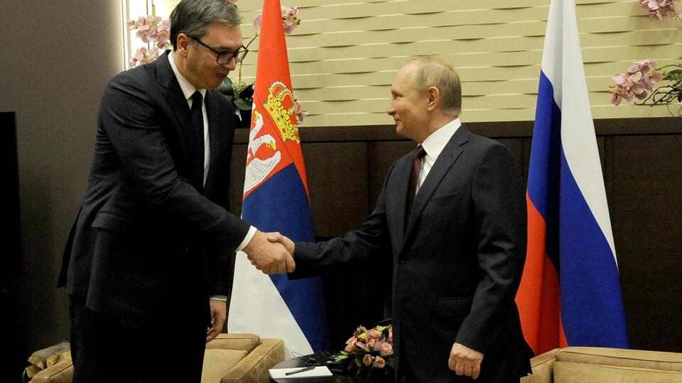 Кремль: Путин принял приглашение Вучича посетить Сербию