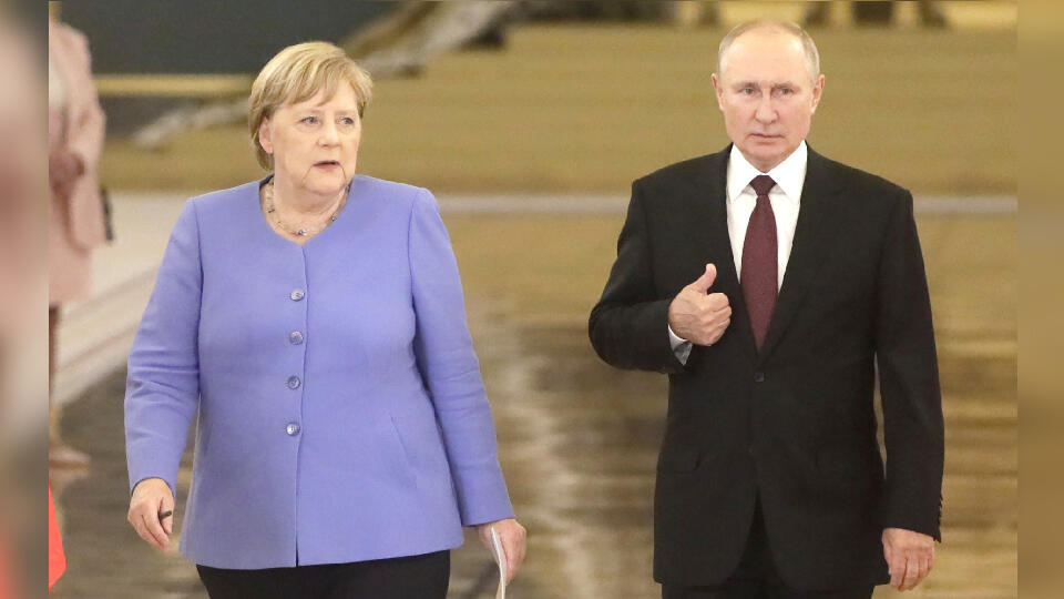 Климкин обвинил Меркель в сотрудничестве с Путиным в обход Киева