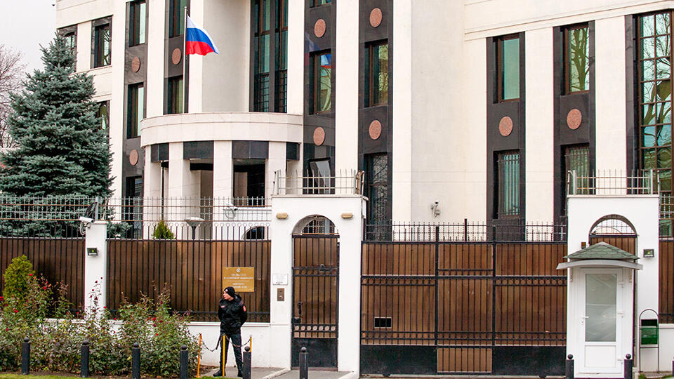 Молдавия объявила персоной нон грата сотрудника посольства РФ
