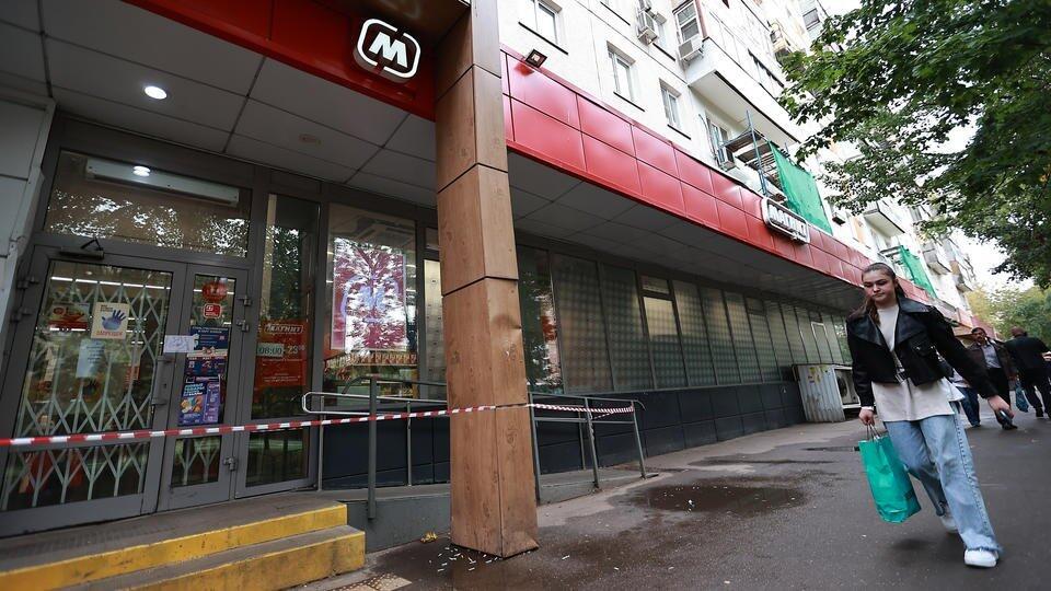 Что случилось с арбузом под землей. Смотреть фото Что случилось с арбузом под землей. Смотреть картинку Что случилось с арбузом под землей. Картинка про Что случилось с арбузом под землей. Фото Что случилось с арбузом под землей