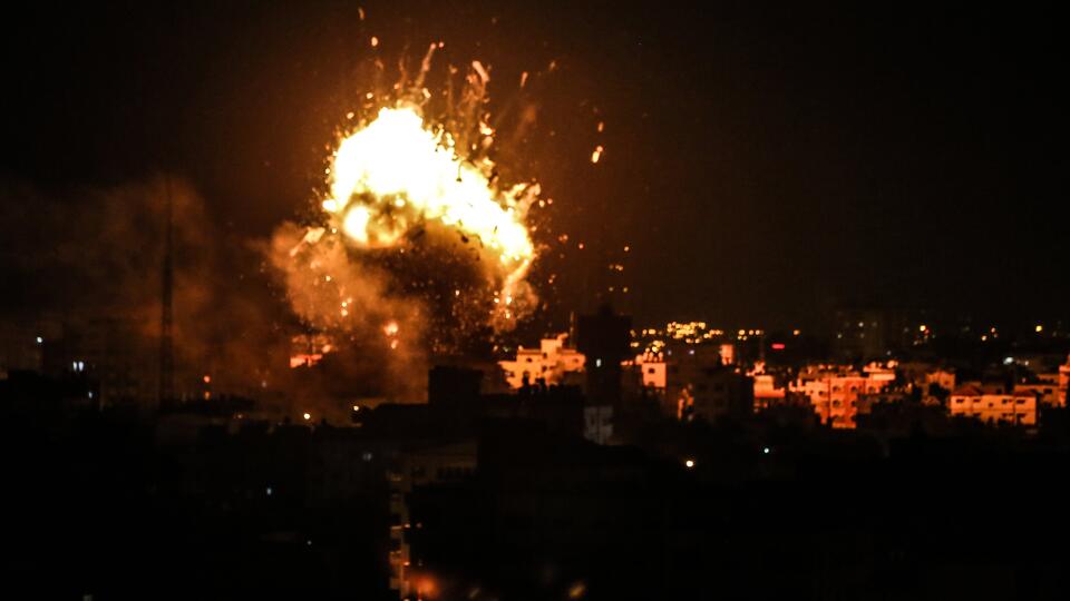 Десятки ракет были выпущены по Израилю в ответ на удар по Газе