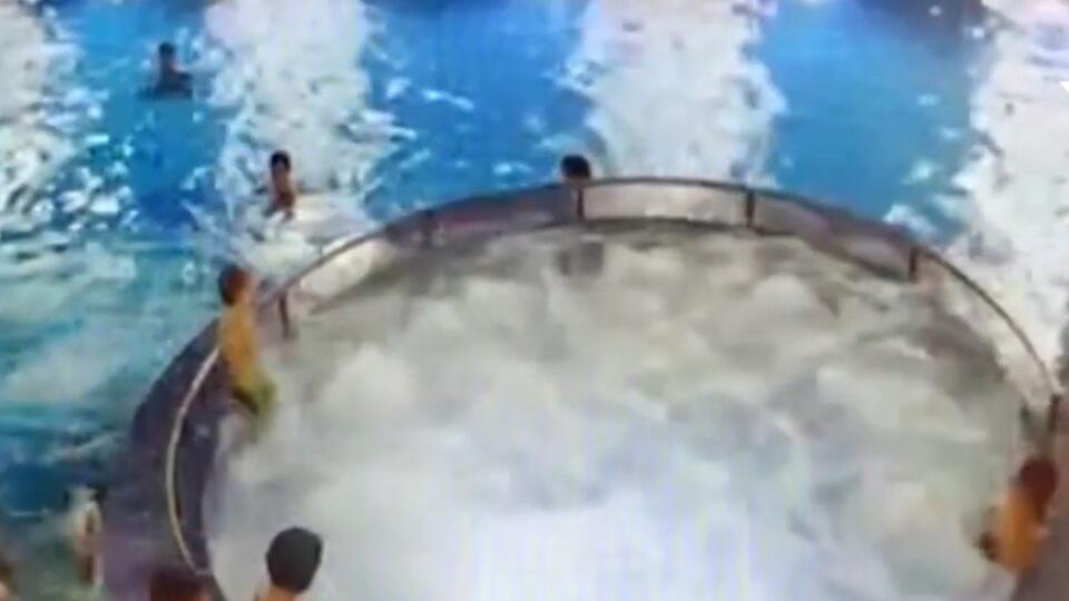 Экс-глава бассейна в Челябинске, где утонула девочка, получила два года условно