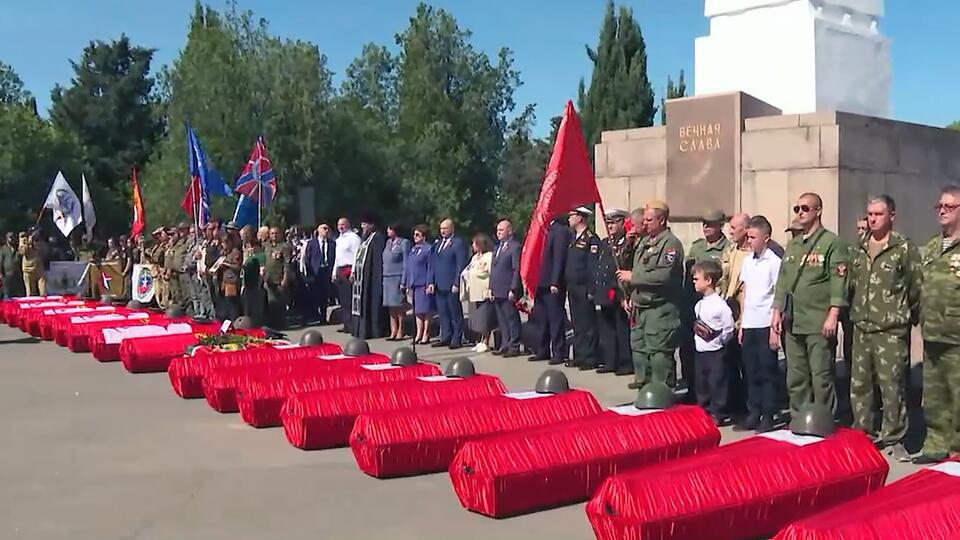 В Севастополе перезахоронили более 200 защитников города