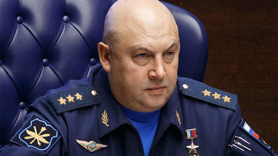 Путин присвоил командующему ВКС Суровикину звание генерала армии
