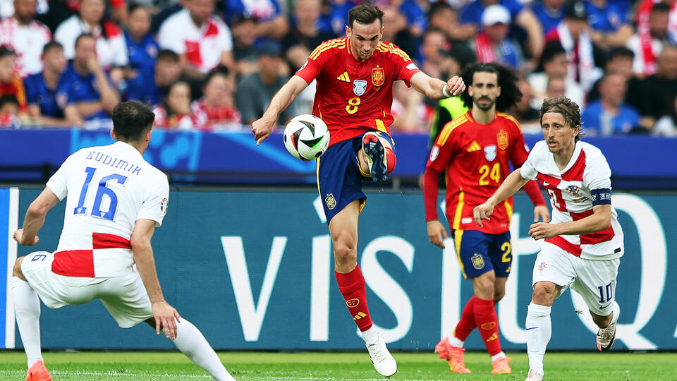 Испания разгромила Хорватию в своем первом матче на Евро-2024