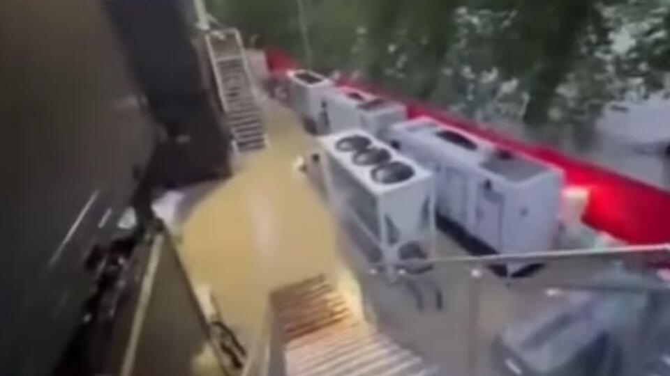 "Формуле-1" пришлось отметить этап Гран-при из-за наводнения в Италии