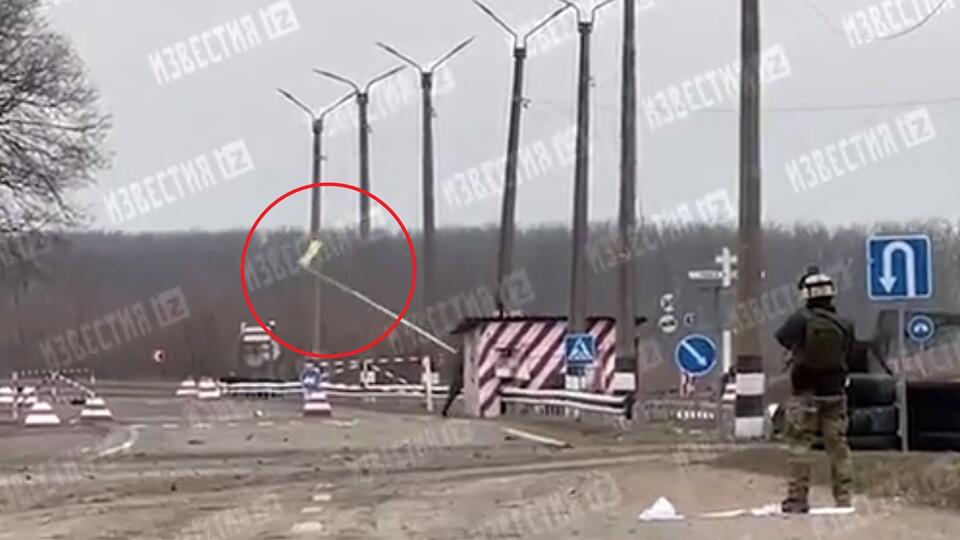 Украинский флаг сняли с поста на въезде в Волноваху