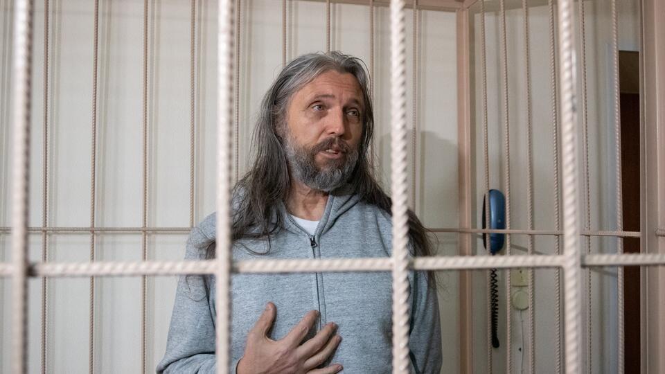 Суд в Новосибирске продлил арест лидеров 
