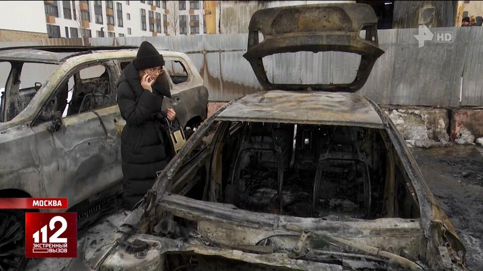 Детали крупного пожара на стоянке в Москве