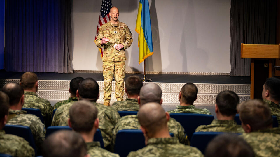 В НАТО договорились ускорить обучение военных ВСУ