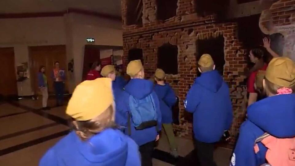 Дети из новых регионов прошли новогодний квест в Музее Победы