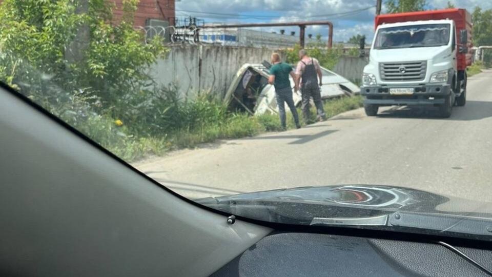 Пассажирский автобус слетел в кювет под Нижним Новгородом, пострадали 11 человек