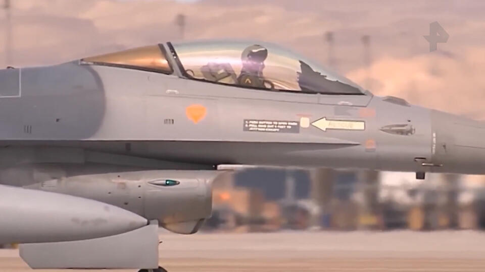 Потому что не жалко: Запад отправляет Киеву устаревшие F-16