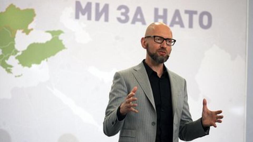 Украину предложили оставить без НАТО, чтобы вбить клин между РФ и КНР
