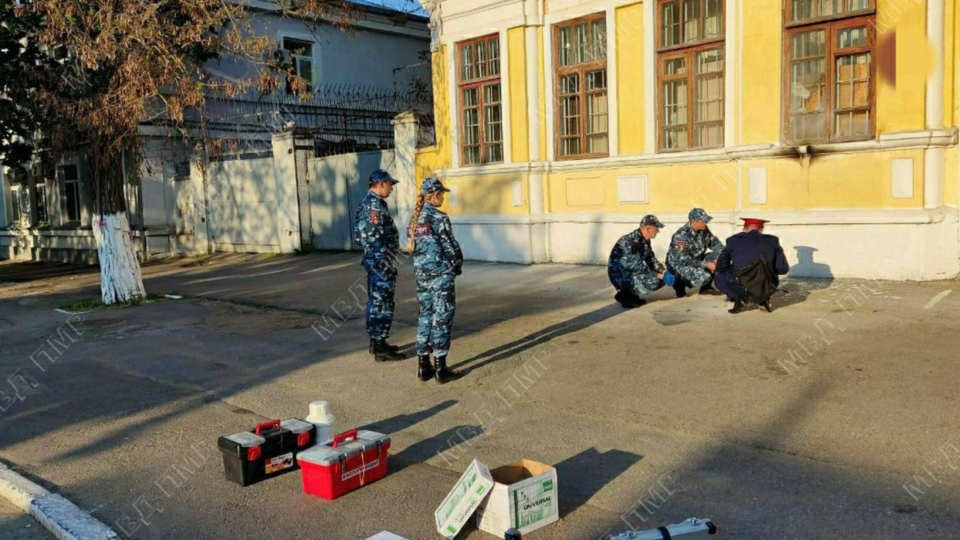 В Тирасполе в здание военкомата бросили коктейль Молотова
