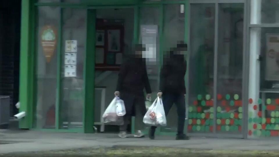 Кадры задержания сотрудниками ФСБ трех человек, готовивших теракт на Ставрополье