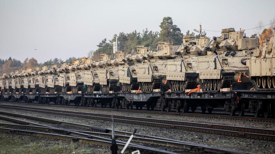 В Киеве заявили о намерении получить около 250 танков от Запада