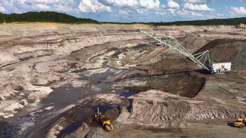 90% мировых запасов янтаря хранятся на территории Калининградской области. Фото: © Кадр из программы "Наука и техника", РЕН ТВ