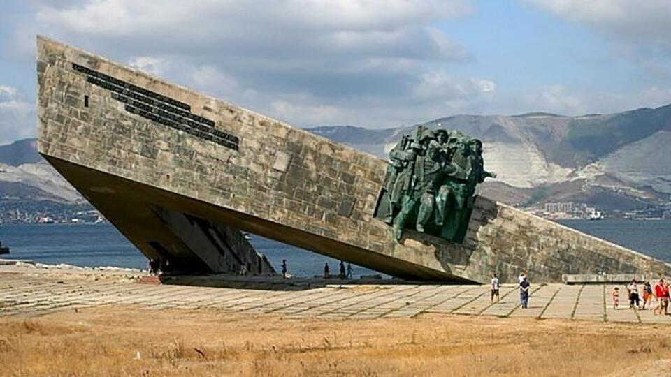 Как города становятся героями. Фото: ©