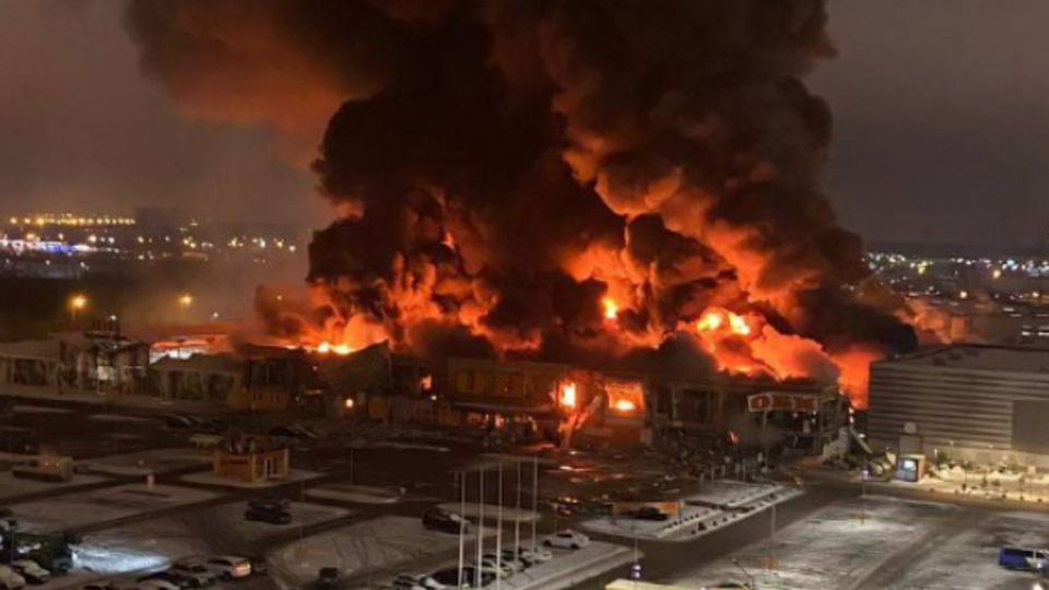 Губернатор Подмосковья объяснил взрывы в гипермаркете OBI в Химках