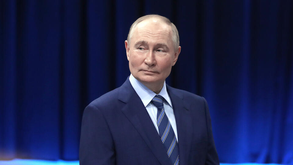 Путин поздравил сотрудников органов следствия с профессиональным днем