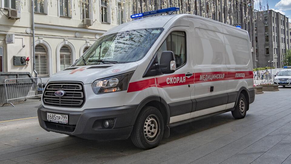 Уборщица медцентра упала в шахту лифта с 3-го этажа в Москве