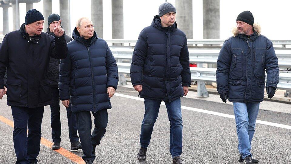 Путин посетил восстановленный Крымский мост: главное