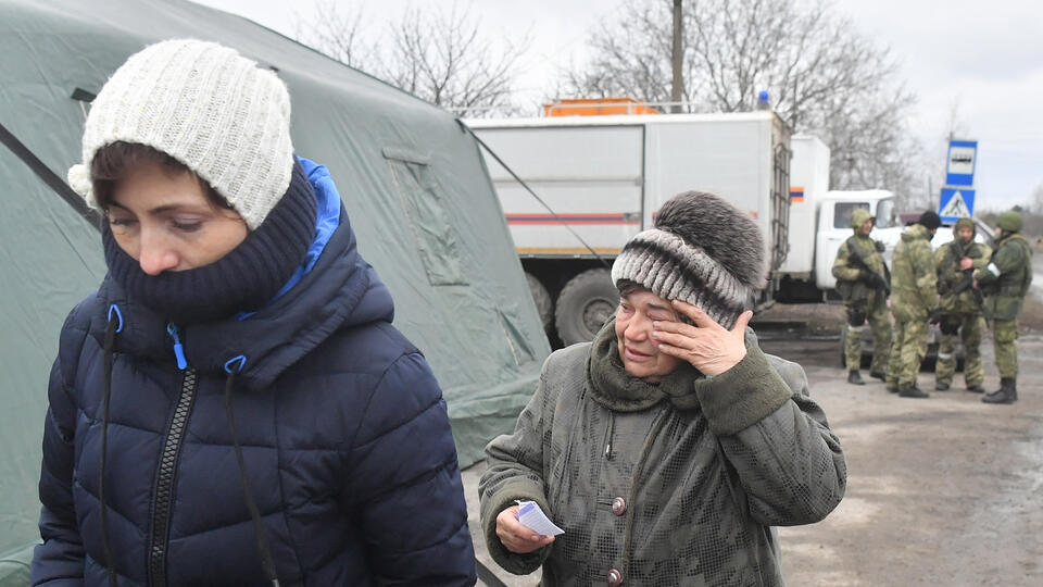 В городах Украины по вине Киева наступила гуманитарная катастрофа