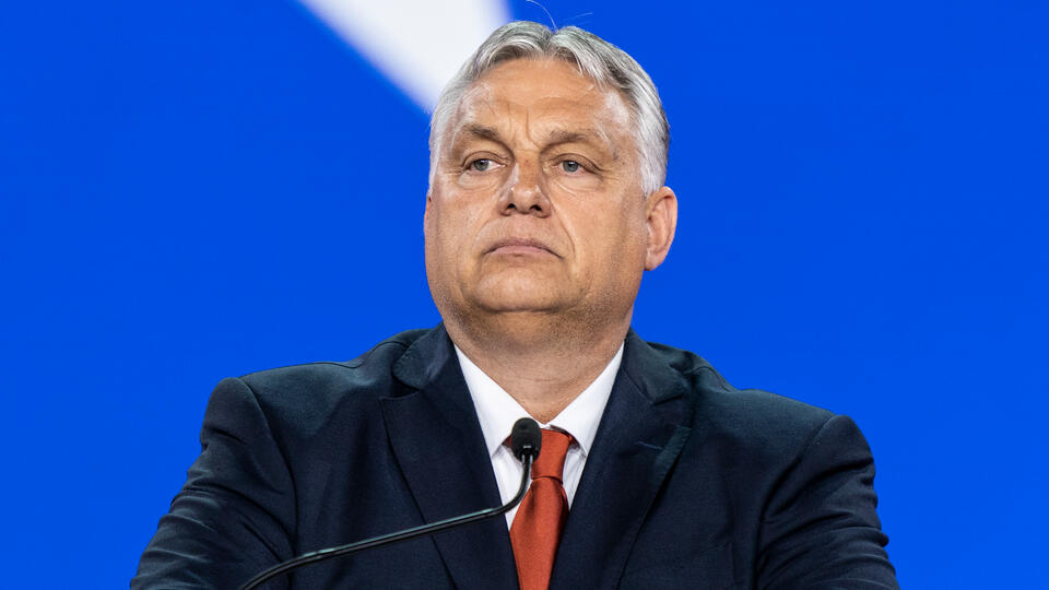 Орбан готовится выступить в Европарламенте